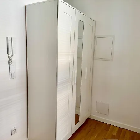 Apartamento Modern With Patio *