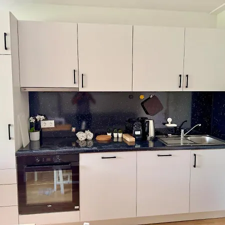 Apartamento Modern With Patio *
